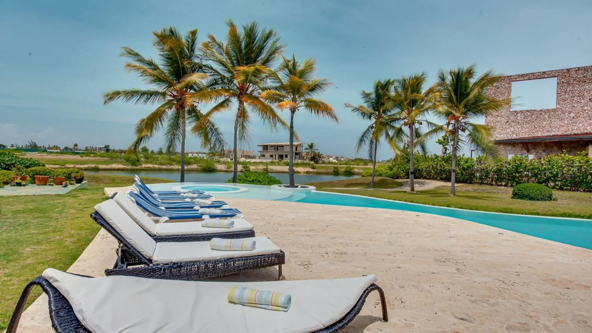 Villa Cayuco Con Vista Al Lago, Cap Cana Punta Cana
